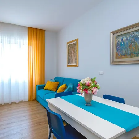 Shabby Chic Seaview Apartment Castellammare di Stabia